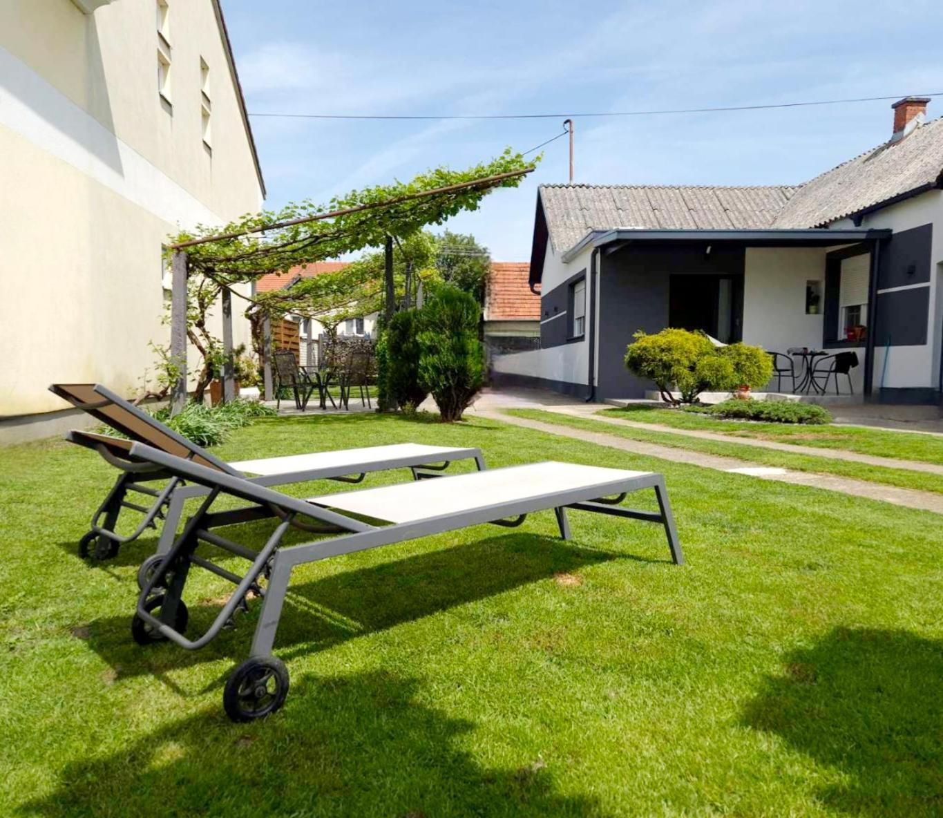Kuca Za Odmor Barbarella Apartment Cakovec Bagian luar foto